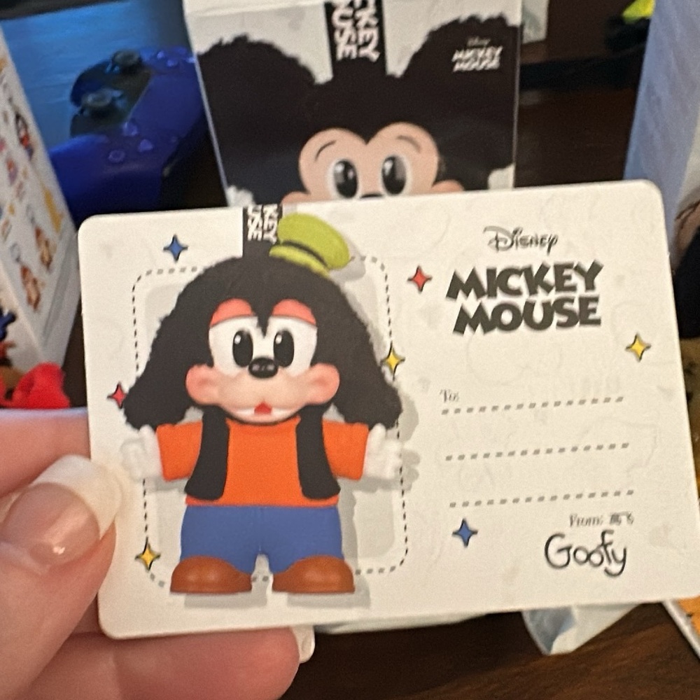 Mickey & Family, Goofy